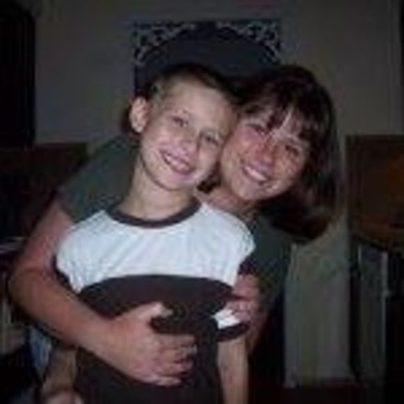 Meet your Posher, Laura - Picture 1 of 1